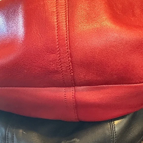 Coach Red Leather Shoulder Bag - Picture 7 of 12